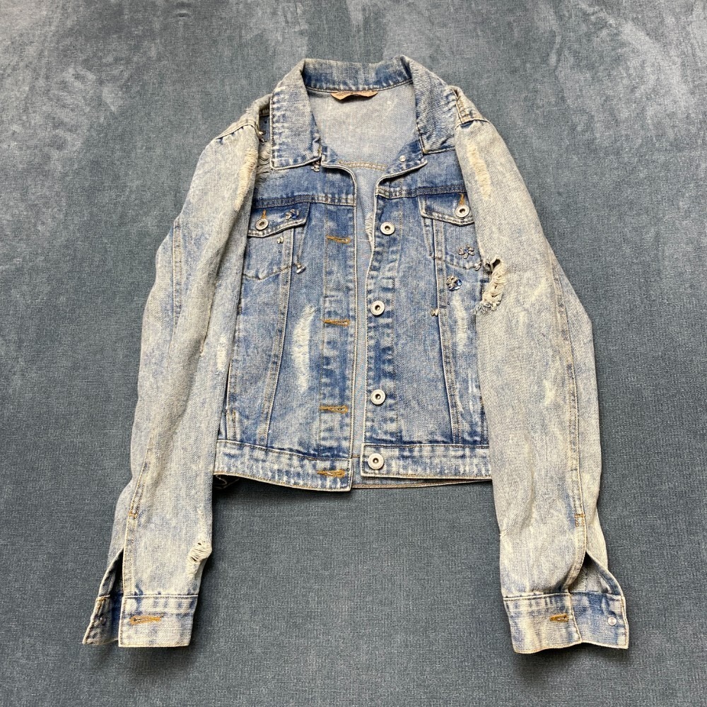 Highway Jeans Trucker Jacket Womens Medium Blue Denim Distressed Button Front